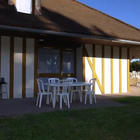 Semesterbostad Orient Village *