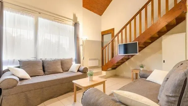 Semesterbostad Orient Village