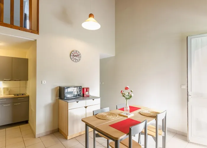 Semesterbostad Orient Village